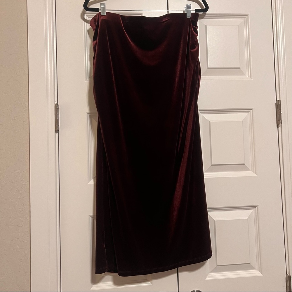 Old Navy Burgundy Skirt Set - Picture 13 of 13